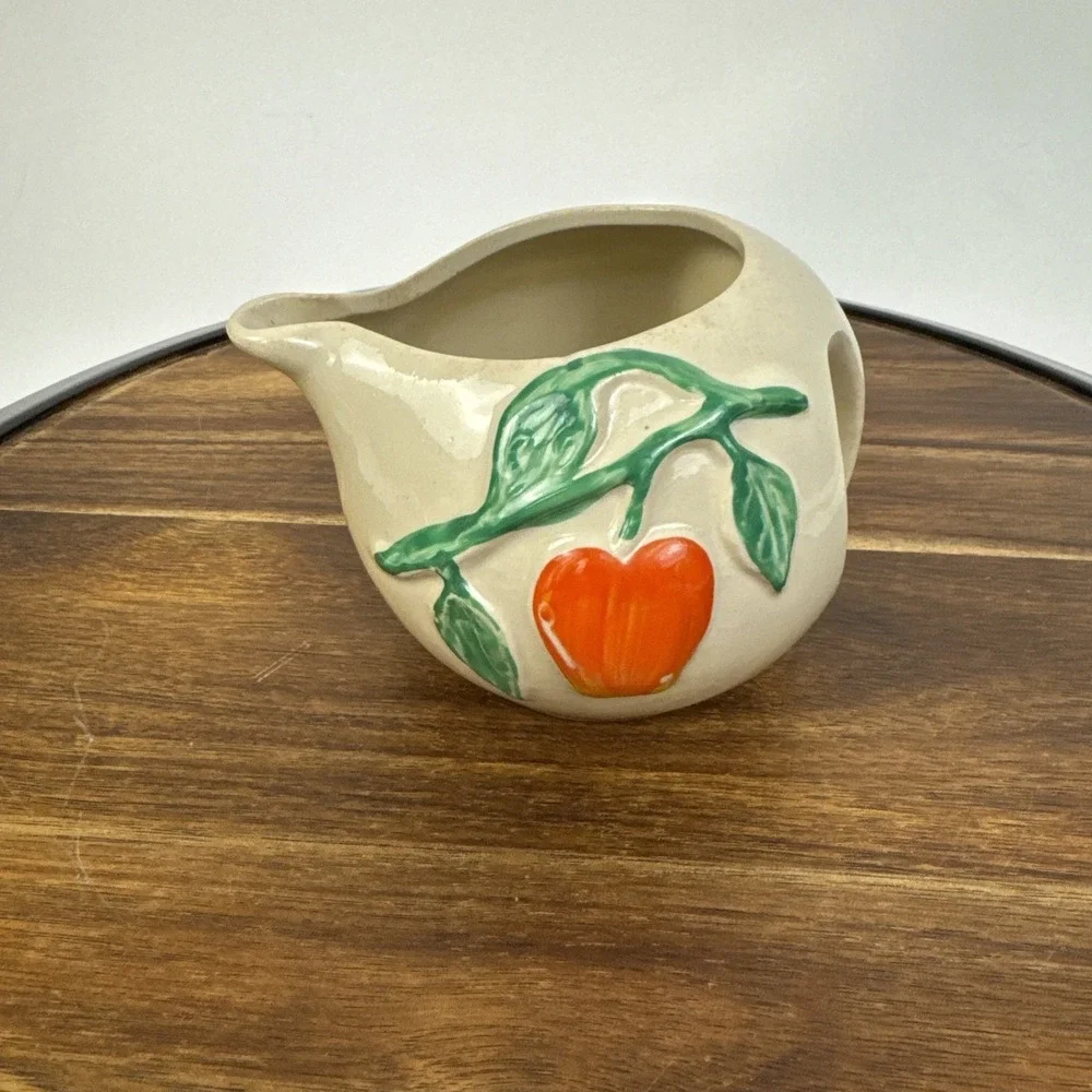 Vintage Apple Ceramic Creamer Sugar Salt‎ Pepper Shaker Set Cream Red Farmhouse